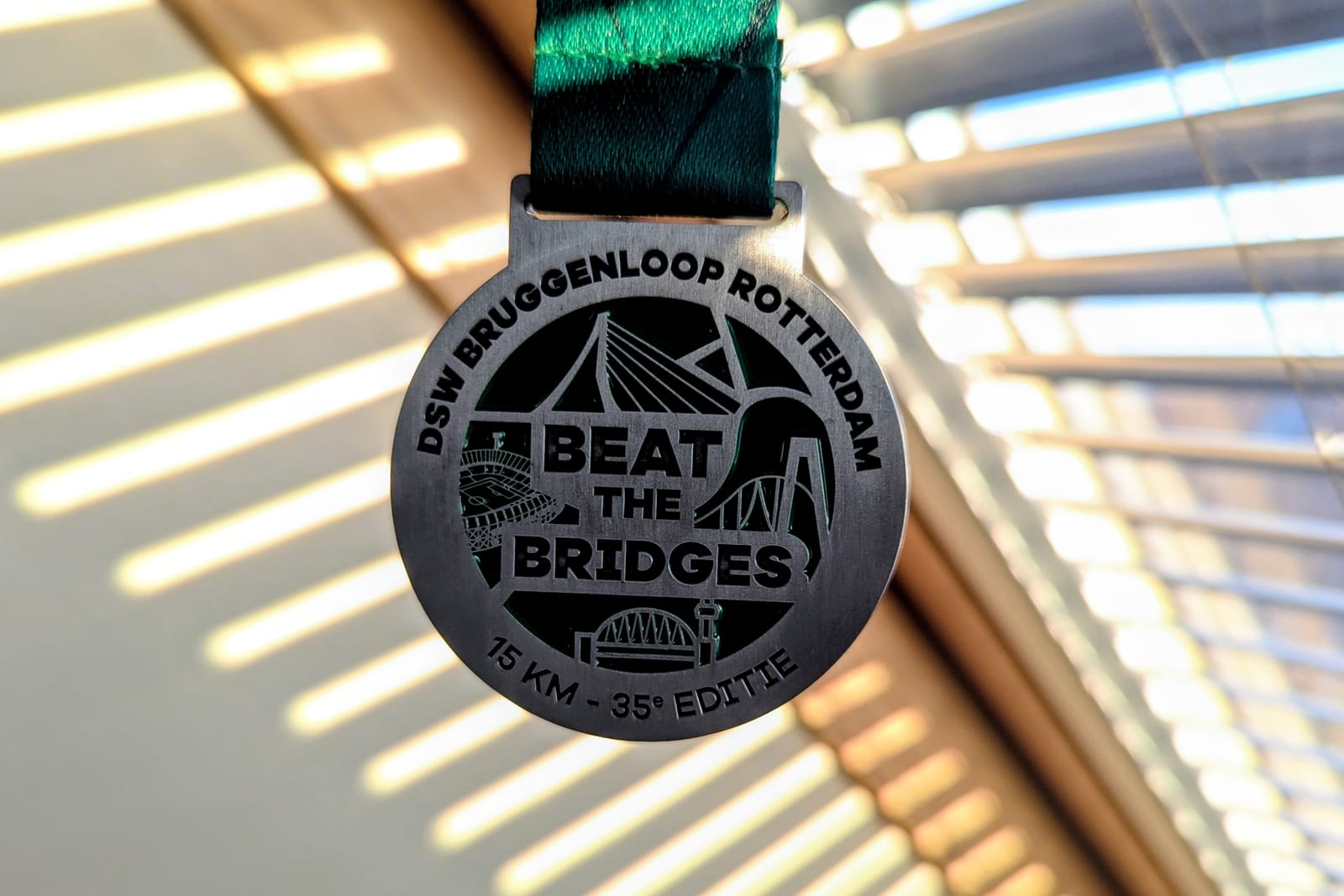 Medaille voor deelname Bruggenloop Rotterdam